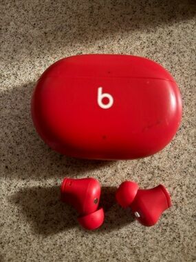 Beats by Dre Red Wireless Earbuds with Charging Case